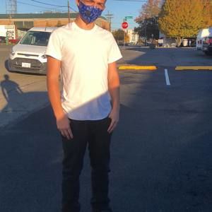 Meet your Posher, Johnathan